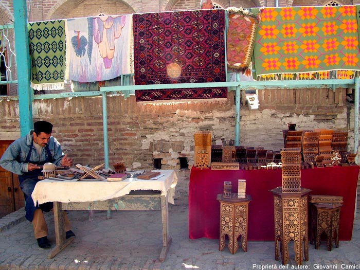 Uzbekistan,  Bukhara - Artigianato locale